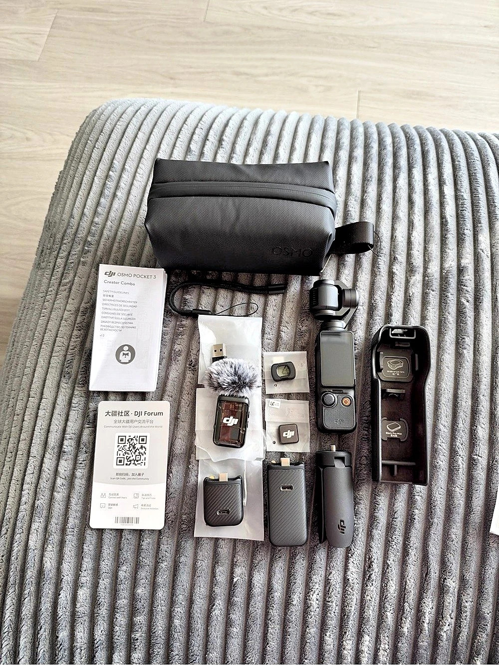 DJI Osmo Pocket 3 Creator Combo *READ DESCRIPTION*